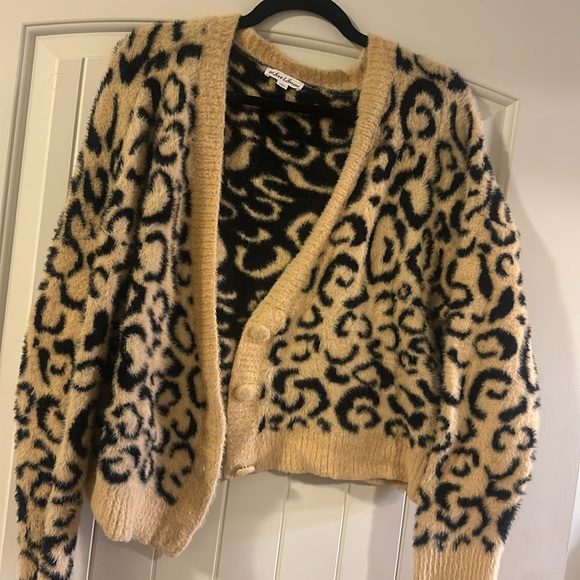 NWT FL&L Fuzzy Leopard Boxy Loose Cardigan Sweater - Picture 1 of 2